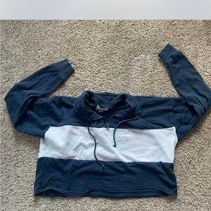 American Eagle Navy Pullover